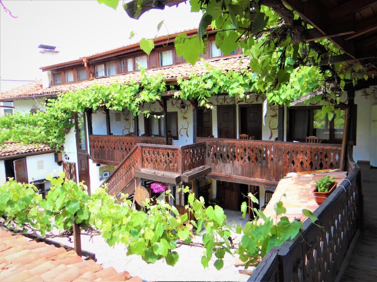 Стаи За Гости The Old House Velingrado Exterior foto