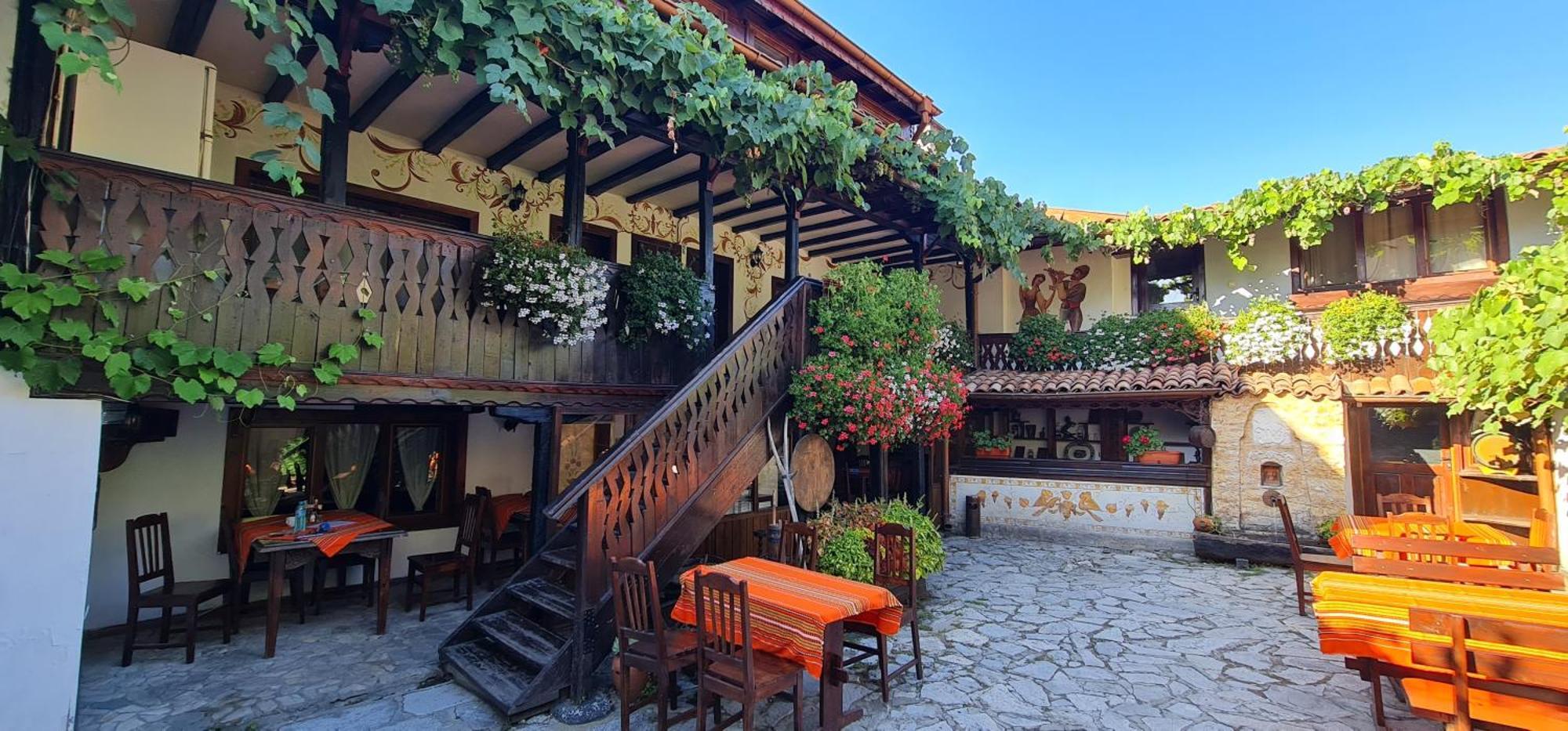 Стаи За Гости The Old House Velingrado Exterior foto